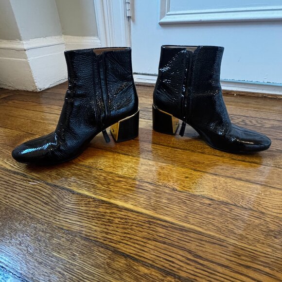 Tory Burch Women's Juliana Tumbled Patent Leather Booties Size 9 - Picture 12 of 12